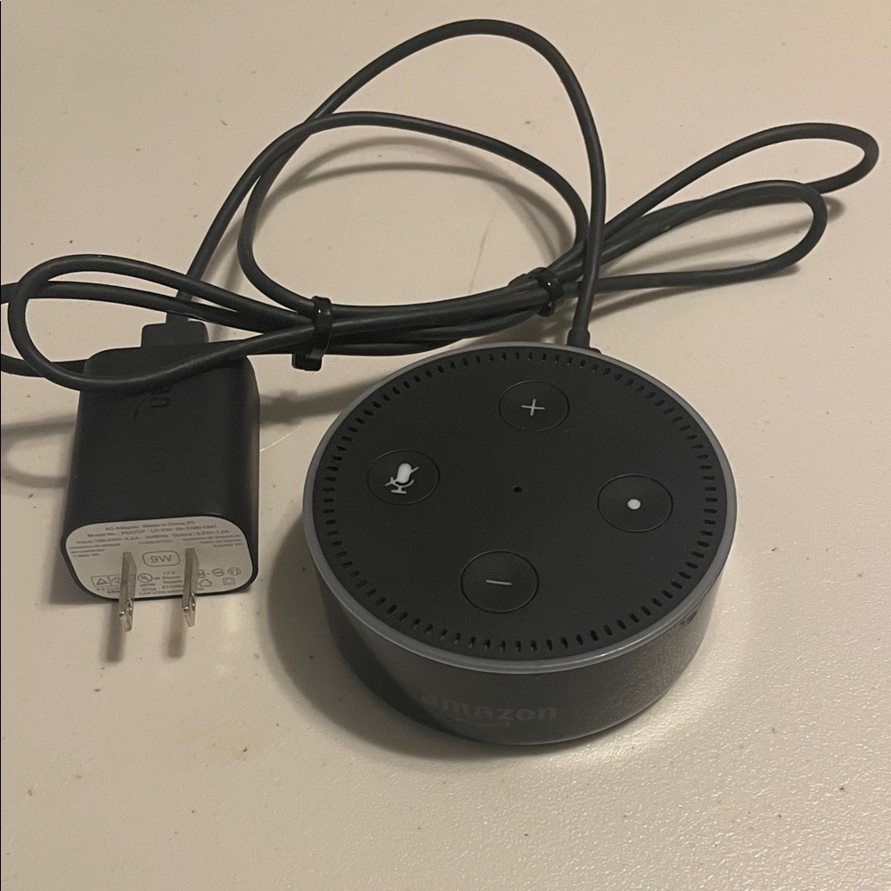 Amazon Echo Dot in Black with Adapter